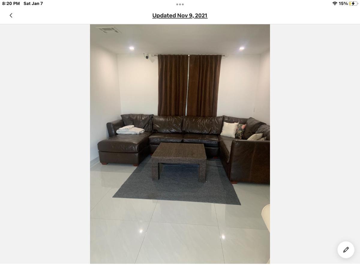 Room & Private Bathroom 布卡拉顿 外观 照片